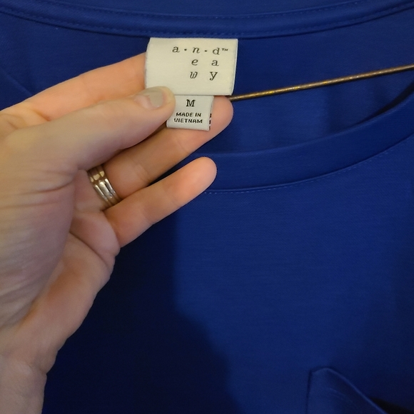 Blouse - Picture 2 of 2